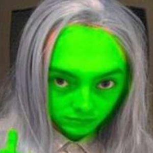 Meet your Posher, Yasmin